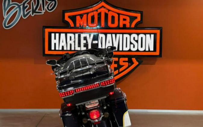 2012 Harley-Davidson® FLHTCUSE7 - CVO™ Ultra Classic® Electra Glide®