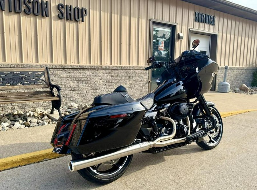 2025 Harley-Davidson® FLTRX - Road Glide®