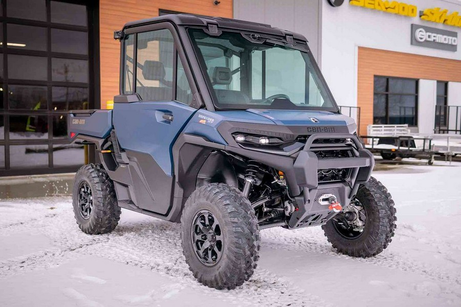 2026 Can-Am® Defender XT CAB HD11
