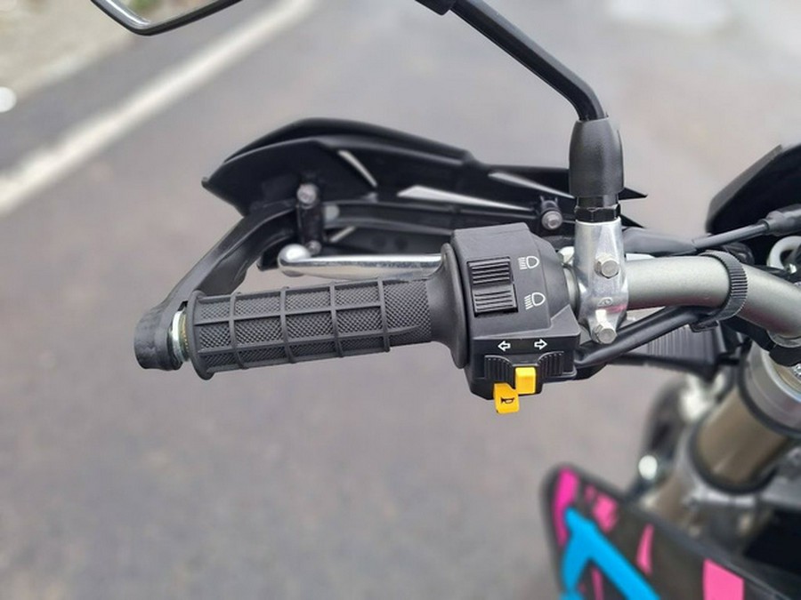 2022 Suzuki DR-Z 400SM