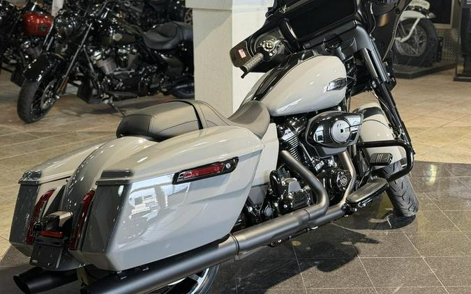 2026 Harley-Davidson® FLHX - Street Glide®