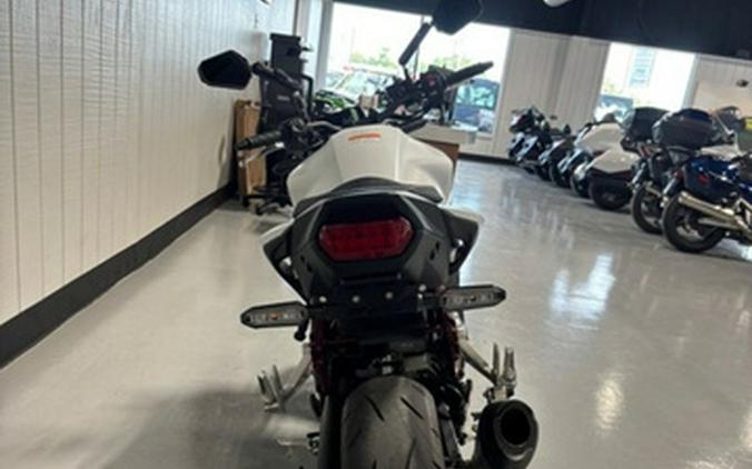 2025 Honda CB750 Hornet