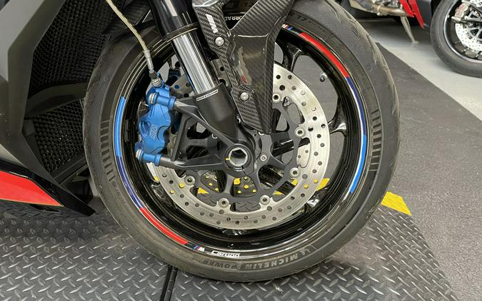 2023 BMW M 1000 R