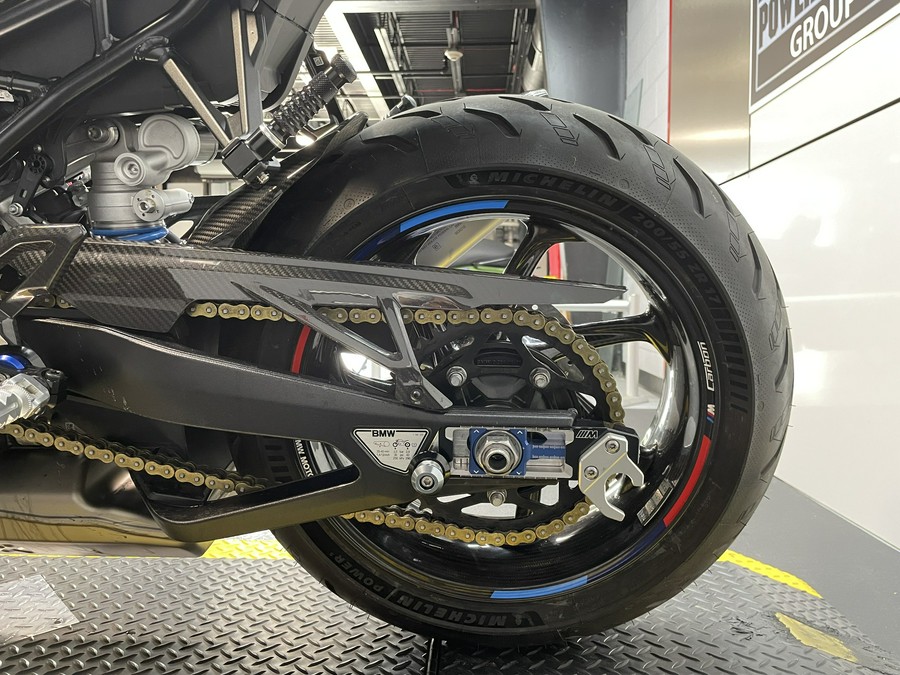 2023 BMW M 1000 R