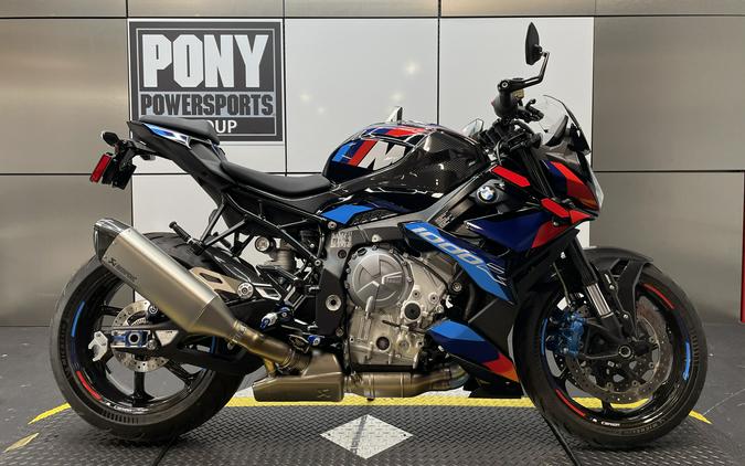 2023 BMW M 1000 R