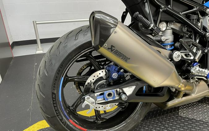 2023 BMW M 1000 R