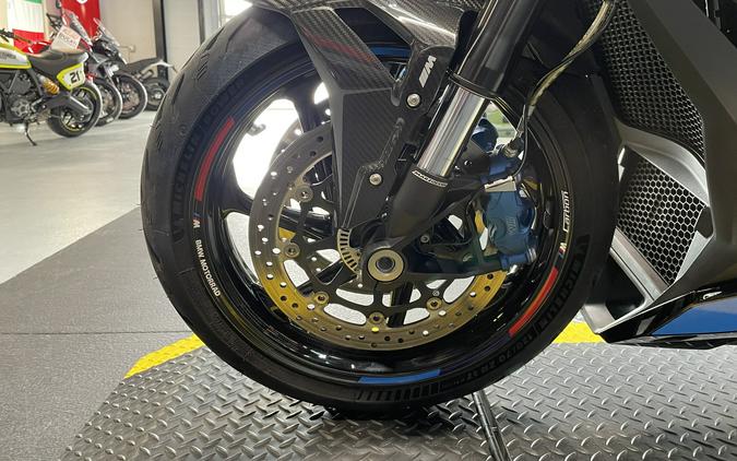 2023 BMW M 1000 R
