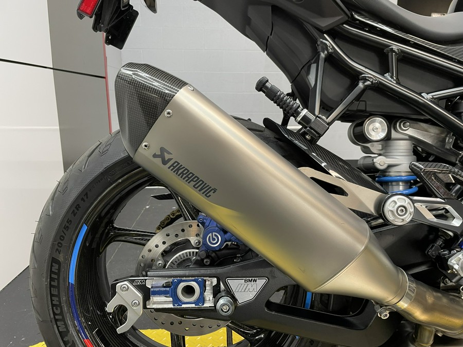 2023 BMW M 1000 R