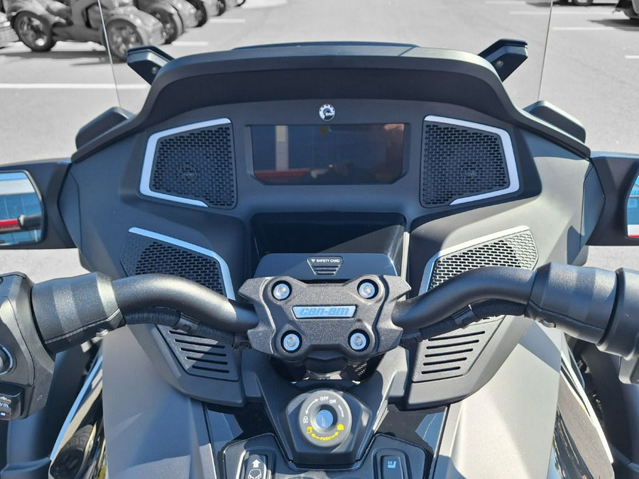 2023 Can-Am® Spyder RT Limited Platine Wheels