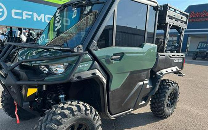 2024 Can-Am Defender DPS CAB