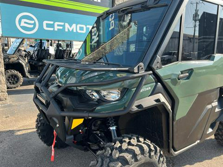 2024 Can-Am Defender DPS CAB