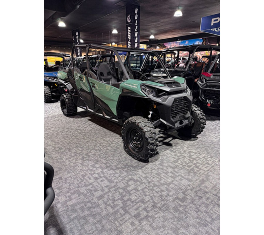 2025 Can-Am Commander MAX DPS 700