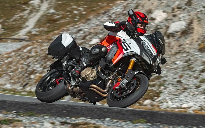 2025 Ducati Multistrada V4 RS