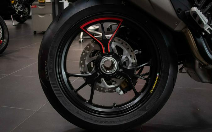 2025 Ducati Multistrada V4 RS