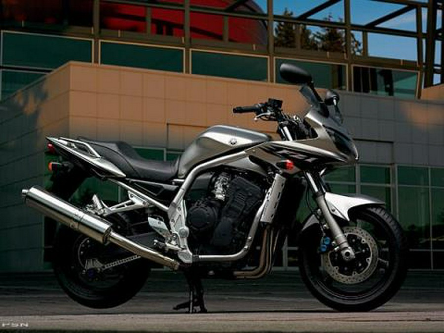 2005 Yamaha FZ1