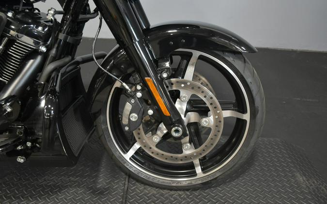 2026 Harley-Davidson Road Glide Olive Steel Metallic / Vivid Black Black Trim