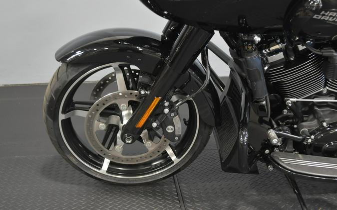 2026 Harley-Davidson Road Glide Olive Steel Metallic / Vivid Black Black Trim