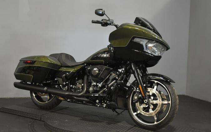2026 Harley-Davidson Road Glide Olive Steel Metallic / Vivid Black Black Trim