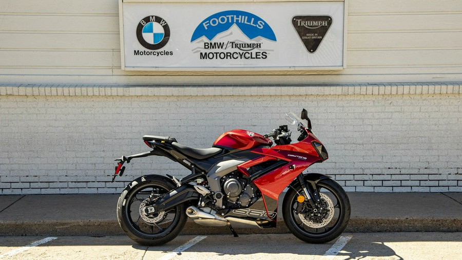 2025 Triumph Daytona 660 Carnival Red/Sapphire Black