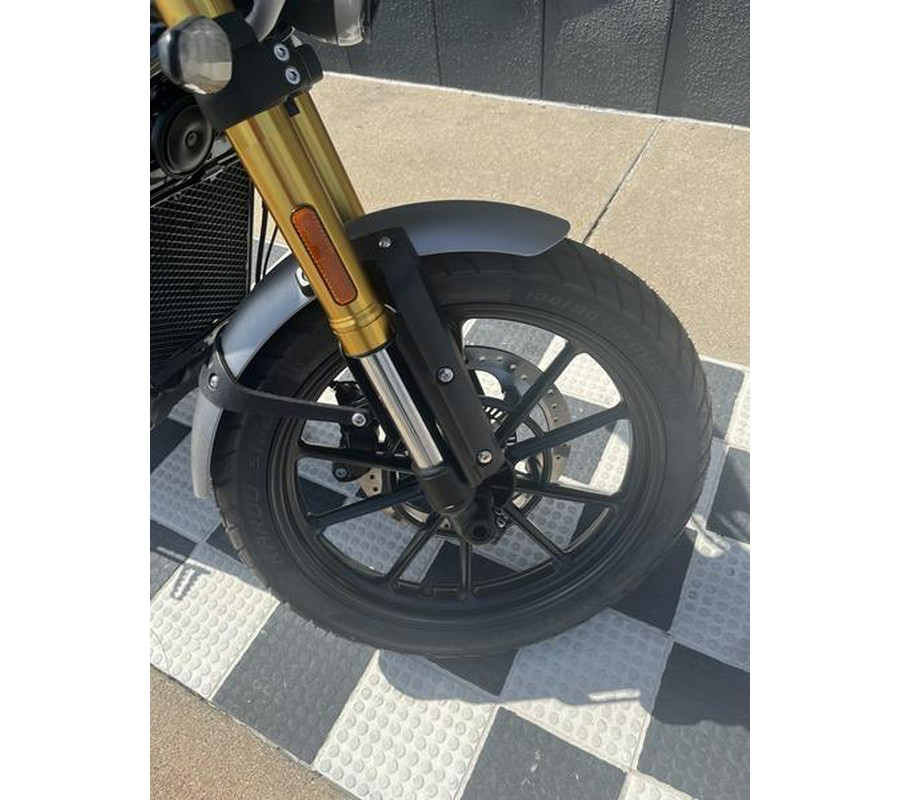 2025 Triumph Scrambler 400 X Phantom Black / Silver Ice