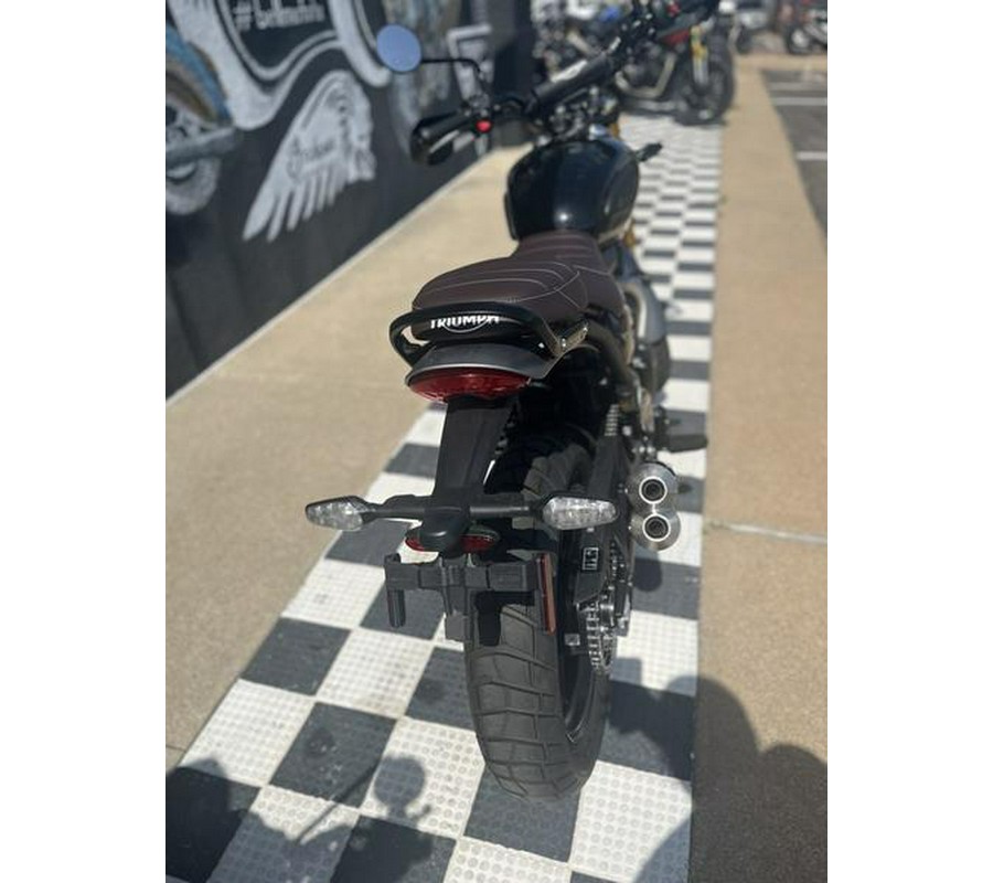 2025 Triumph Scrambler 400 X Phantom Black / Silver Ice