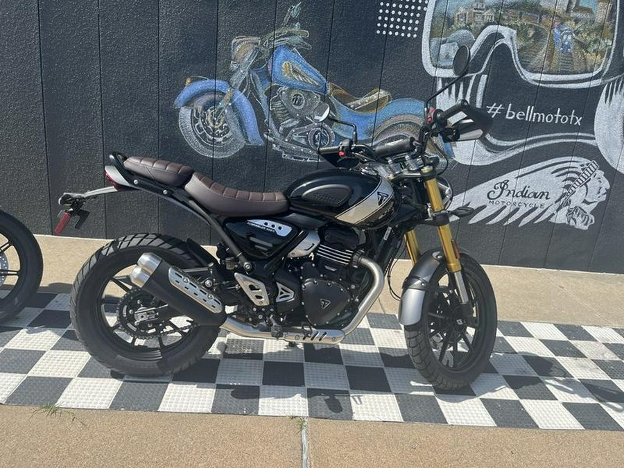 2025 Triumph Scrambler 400 X Phantom Black / Silver Ice