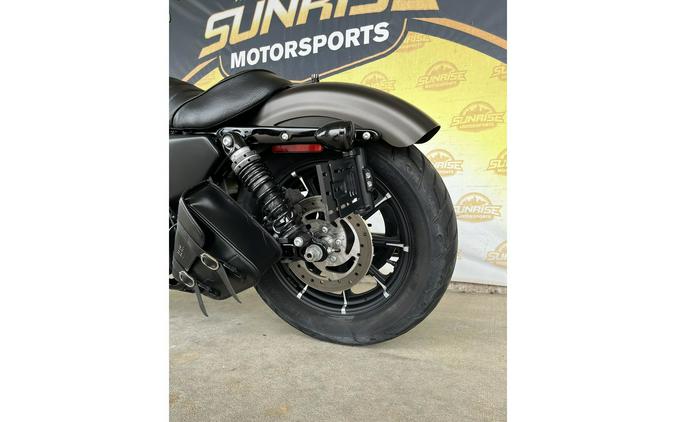 2021 Harley-Davidson® Iron 883™