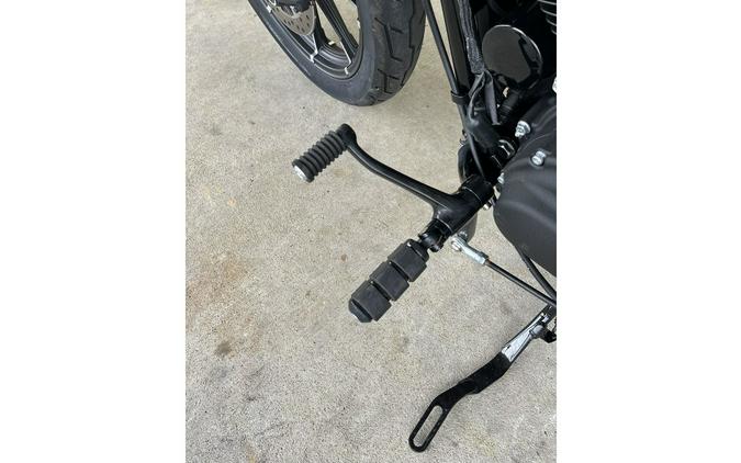 2021 Harley-Davidson® Iron 883™