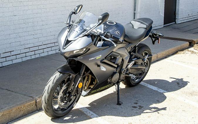 2025 Triumph Daytona 660 Satin Granite/Satin Black