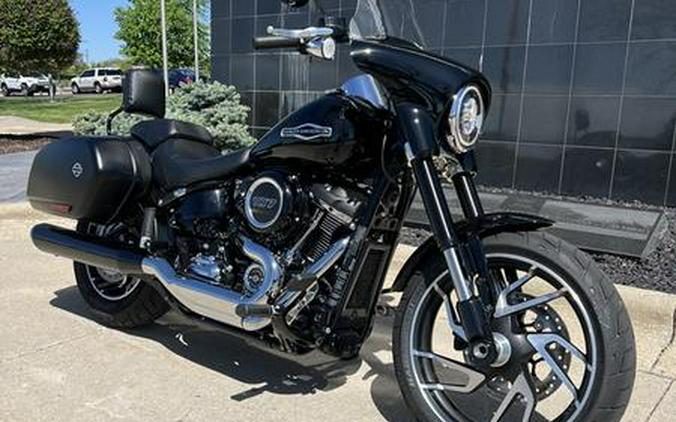 2018 Harley-Davidson® FLSB - Softail® Sport Glide™