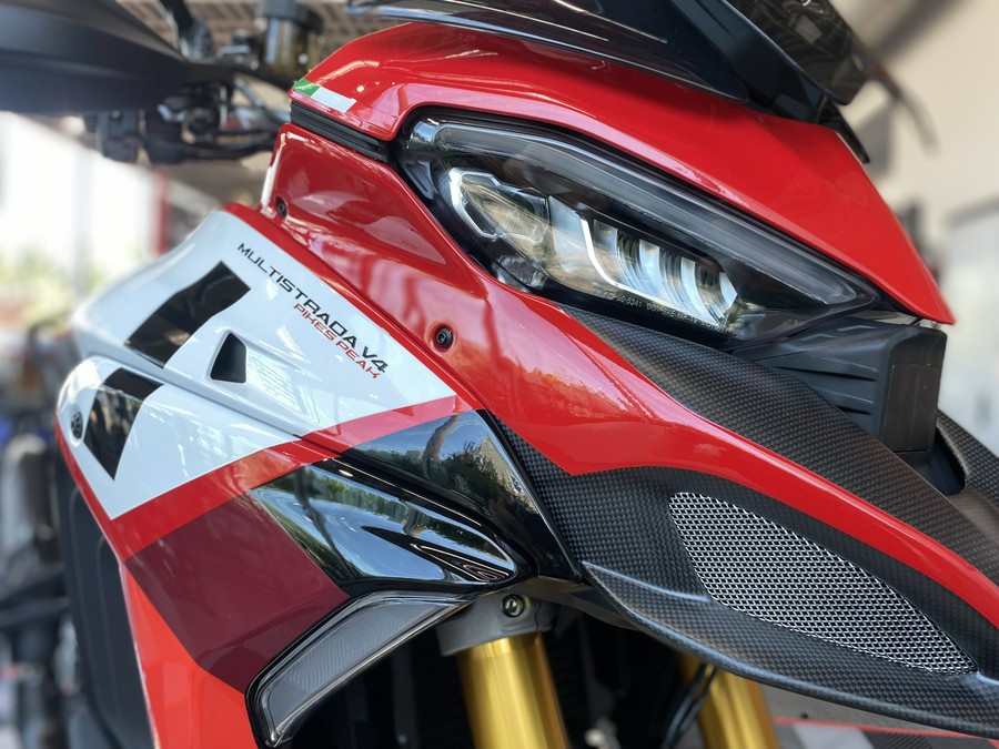 2024 Ducati Multistrada V4 Pikes Peak