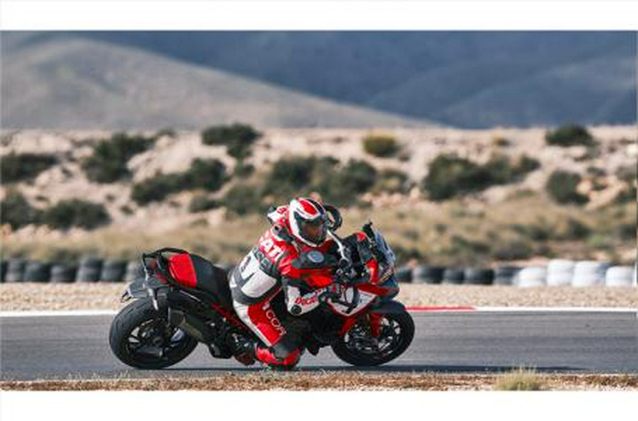 2024 Ducati Multistrada V4 Pikes Peak