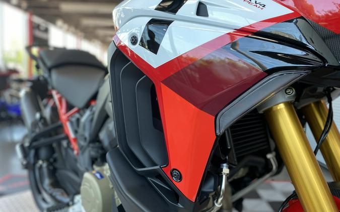 2024 Ducati Multistrada V4 Pikes Peak