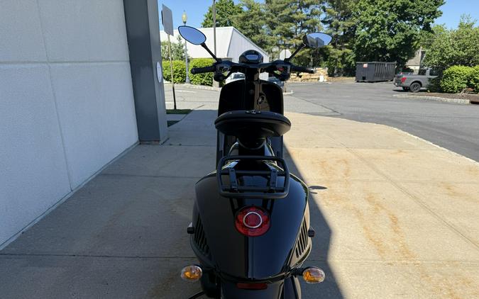 2026 Vespa 946 HORSE 150