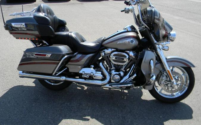 2016 Harley-Davidson CVO Ultra Limited FLHTKSE