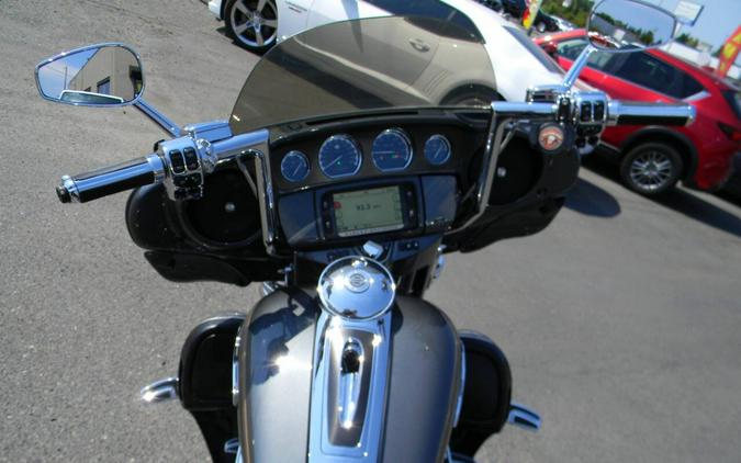 2016 Harley-Davidson CVO Ultra Limited FLHTKSE
