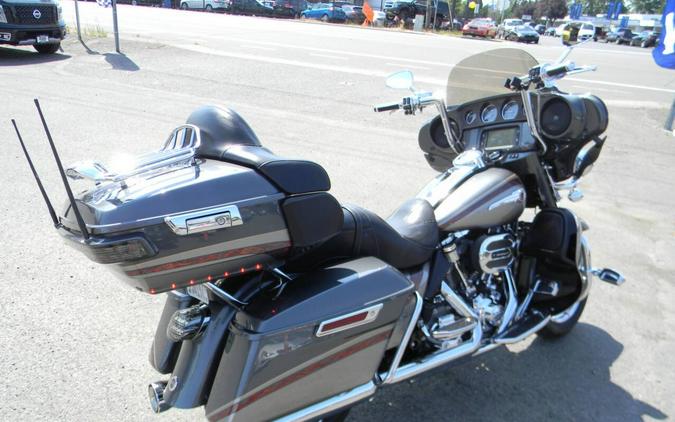 2016 Harley-Davidson CVO Ultra Limited FLHTKSE