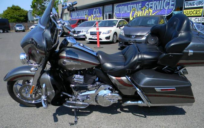 2016 Harley-Davidson CVO Ultra Limited FLHTKSE