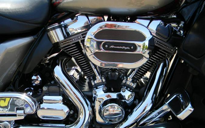 2016 Harley-Davidson CVO Ultra Limited FLHTKSE