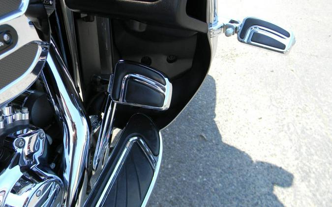 2016 Harley-Davidson CVO Ultra Limited FLHTKSE