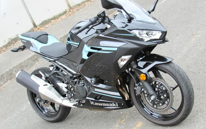 2020 Kawasaki Ninja® 400 Base