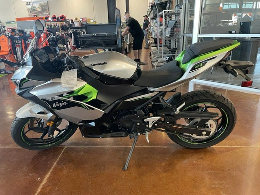 2024 Kawasaki Ninja E-1 ABS