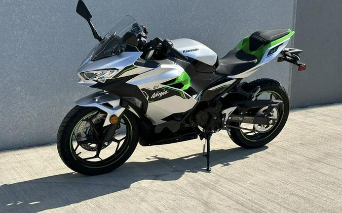 2024 Kawasaki Ninja E-1 ABS