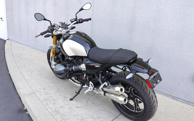 2024 BMW R 12 nineT Blackstorm Metallic