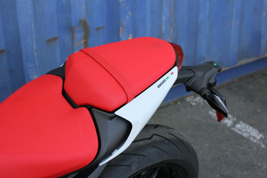 2025 Ducati Monster Plus