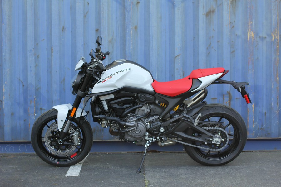 2025 Ducati Monster Plus