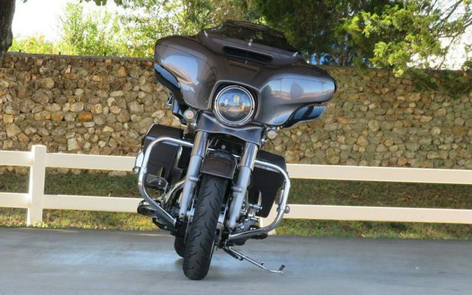 2015 Harley-Davidson FLHXS - Street Glide Special