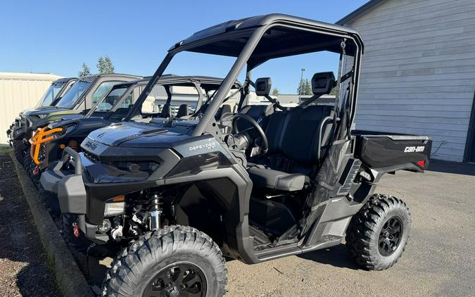 2026 Can-Am® Defender XT HD11 With 10.25 in.display