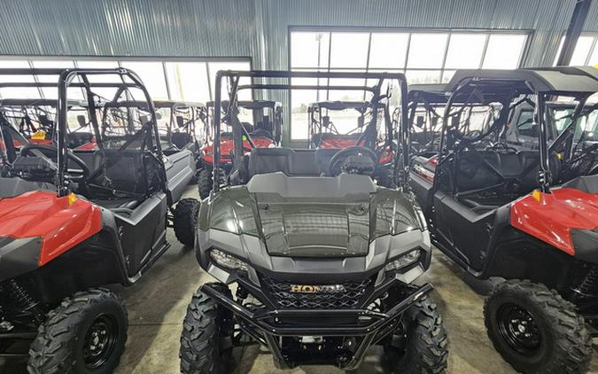 2026 Honda Pioneer 700 Deluxe