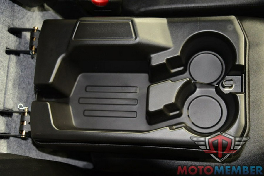 2026 Can-Am Defender DPS CAB HD10